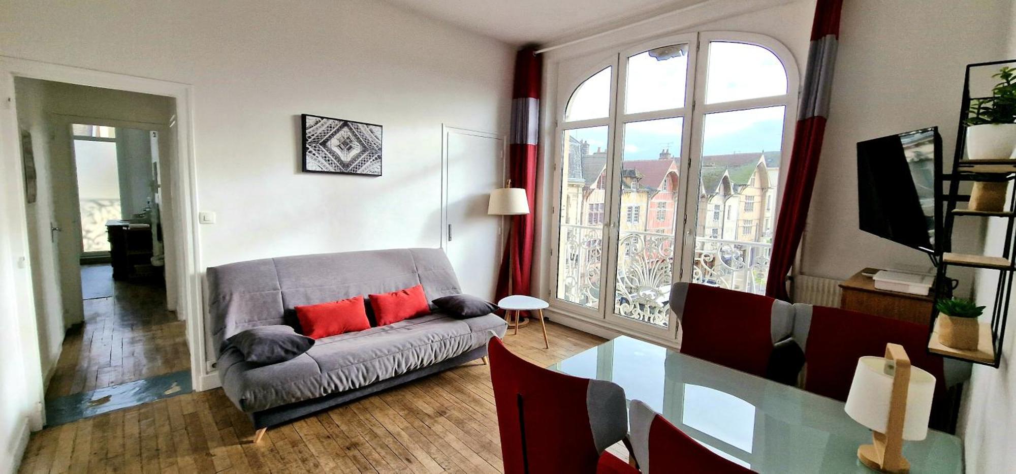 Au Coeur De Ville Troyes Luaran gambar