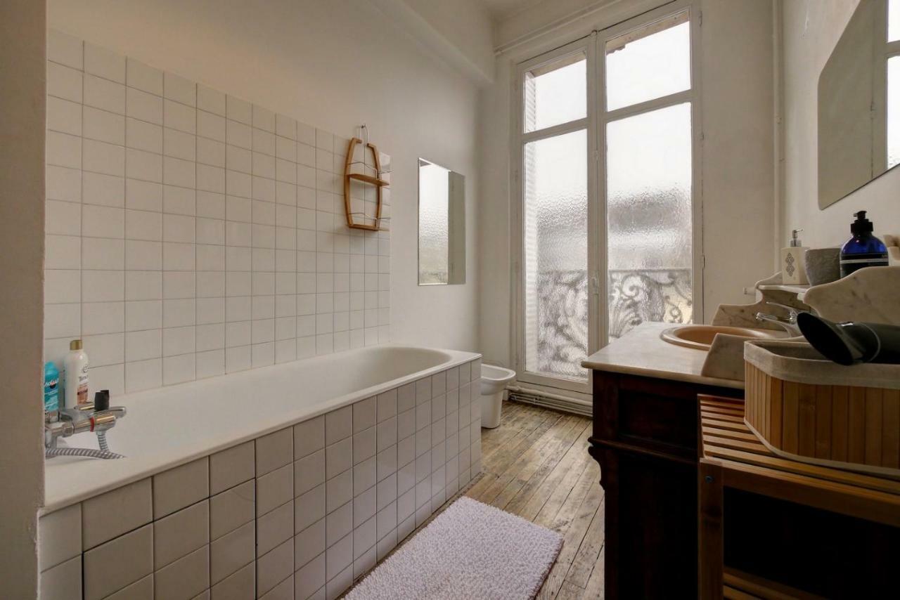 Au Coeur De Ville Troyes Luaran gambar