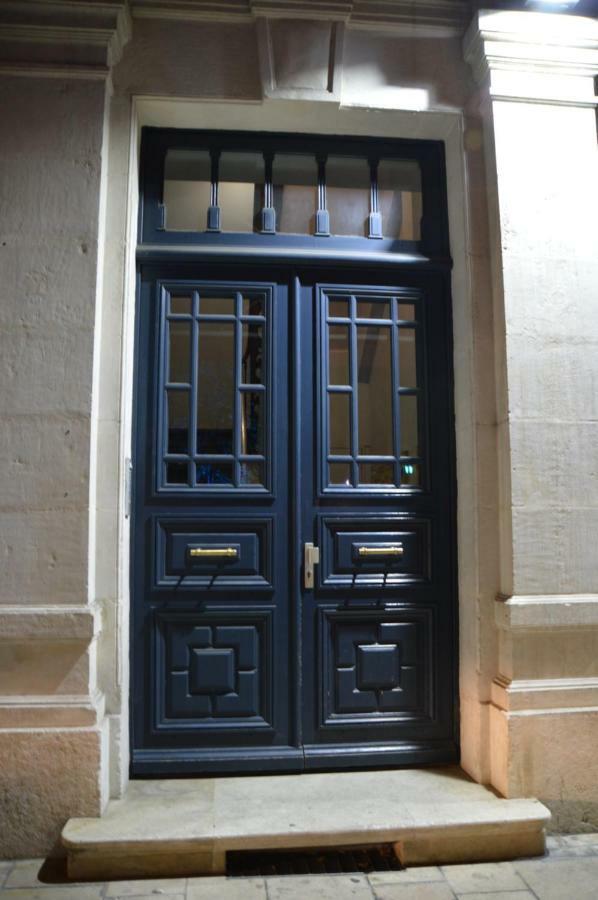 Au Coeur De Ville Troyes Luaran gambar